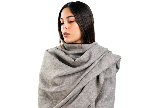 Stylish and Lightweight Alpaca Shawls for Women